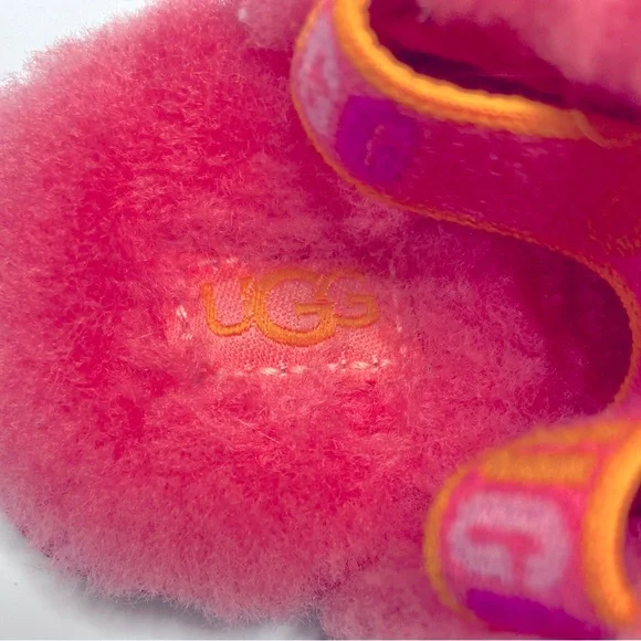 UGG Baby “Fluff Yeah” Sling Back Slide Slippers Size 3-4  Age 1 to 3 - Picture 6 of 6